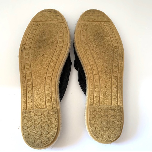 Saks Fifth Avenue Black shoes - Picture 4 of 6